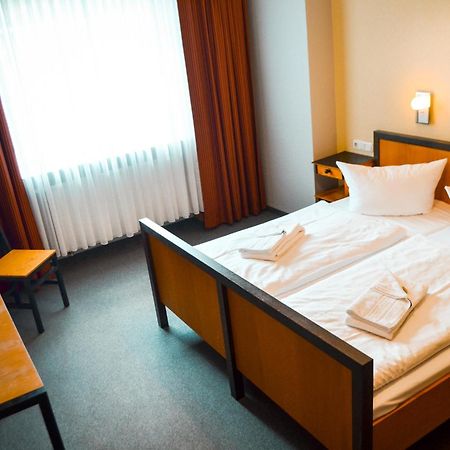 Haus Des Volkes - Das Bauhaushotel Probstzella Номер фото