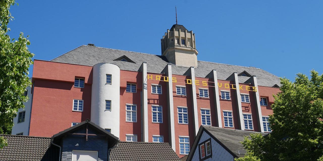 Haus Des Volkes - Das Bauhaushotel Probstzella Экстерьер фото