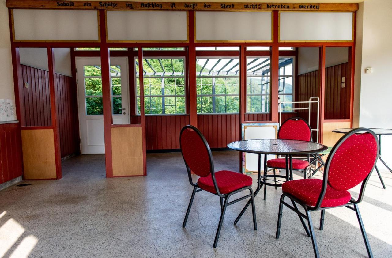 Haus Des Volkes - Das Bauhaushotel Probstzella Экстерьер фото