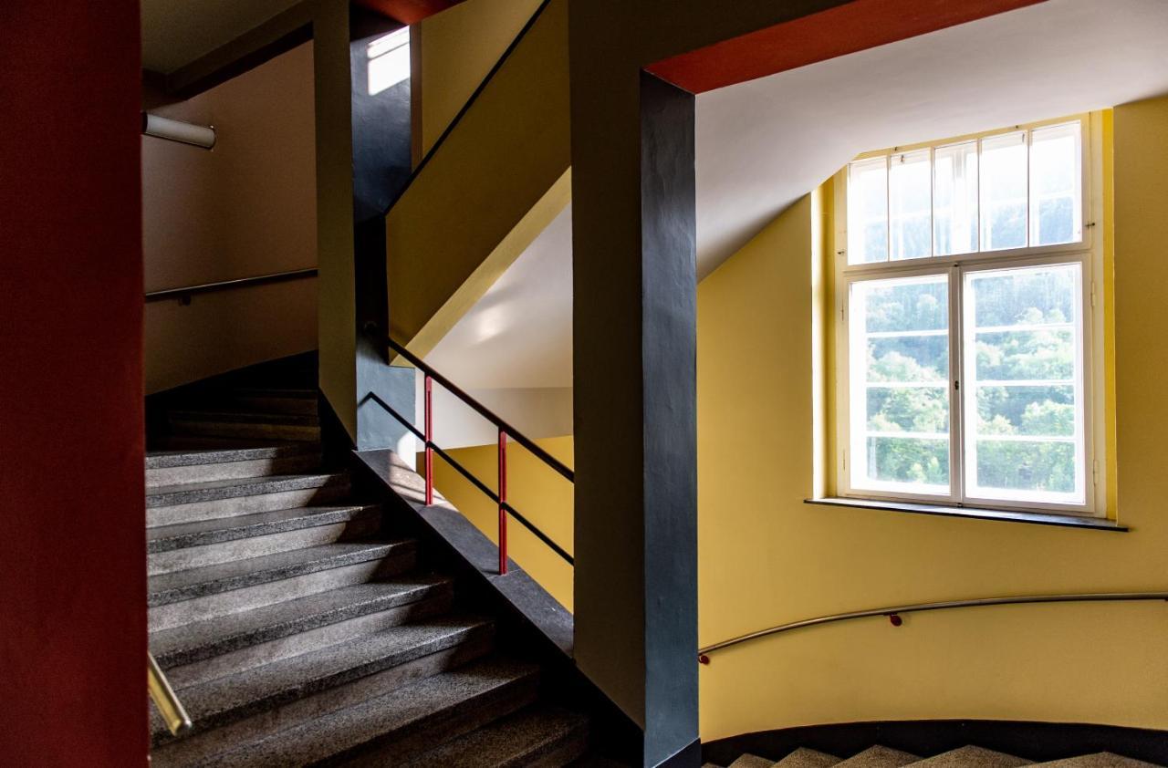 Haus Des Volkes - Das Bauhaushotel Probstzella Экстерьер фото